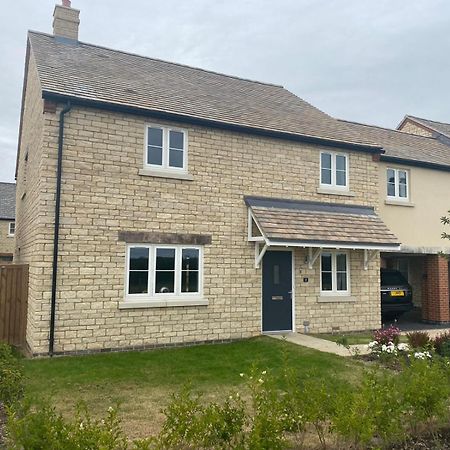 4 Freelands Gate, Witney, Oxfordshire Villa Exterior foto